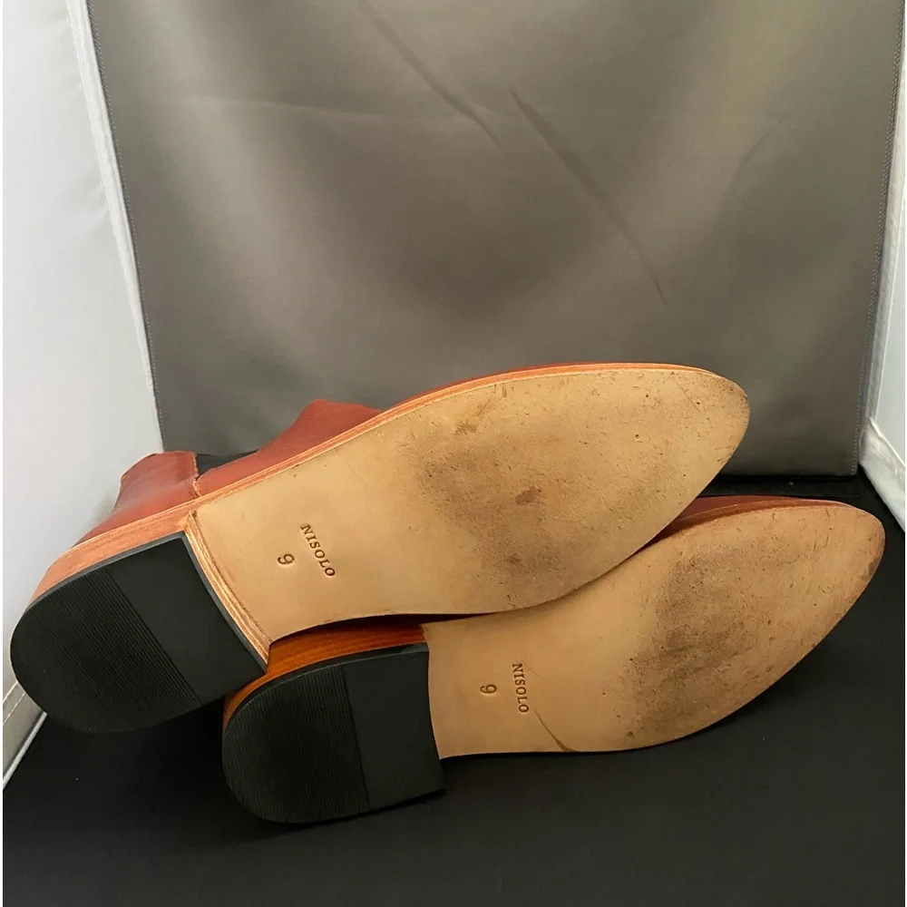 Nisolo Chelsea Leather Boot Brandy Size 9 only worn once - Picture 4 of 14